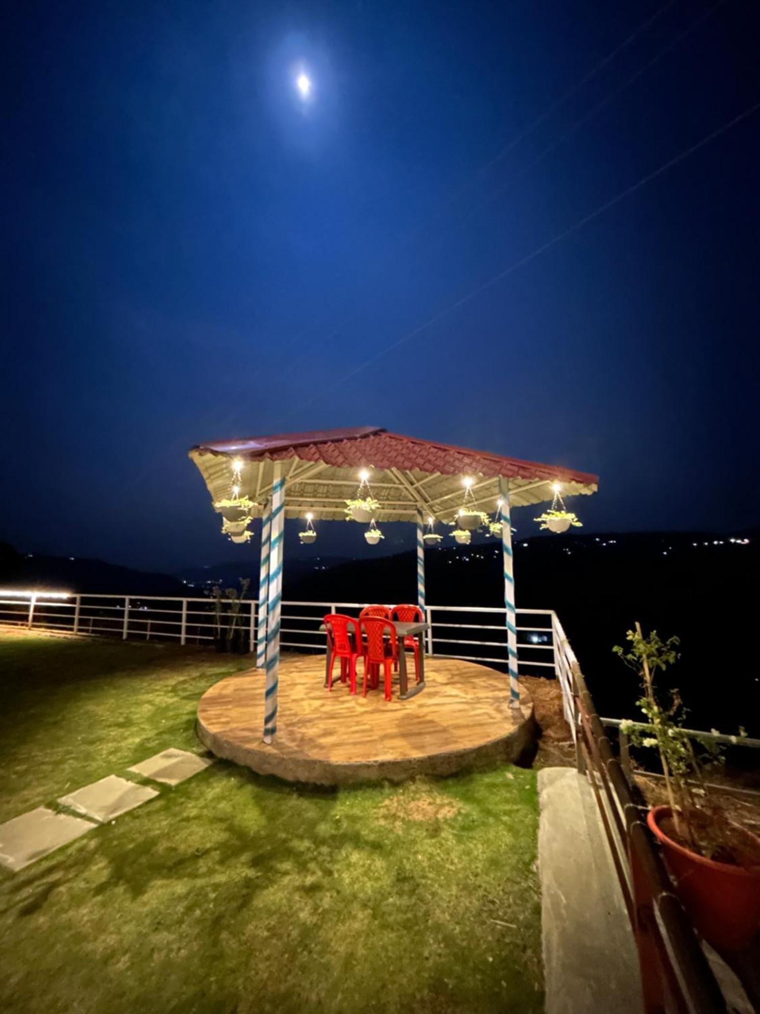 Trattino Resorts Panchgani Esterno foto