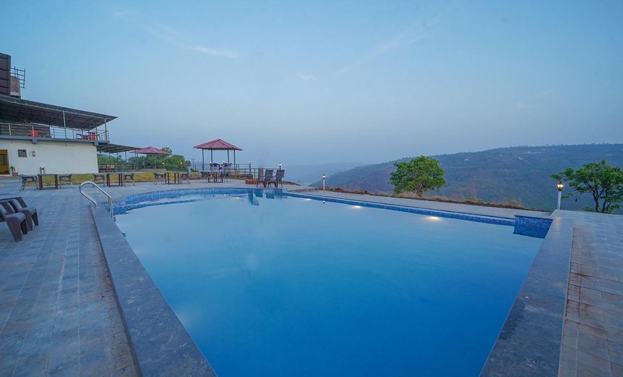 Trattino Resorts Panchgani Esterno foto