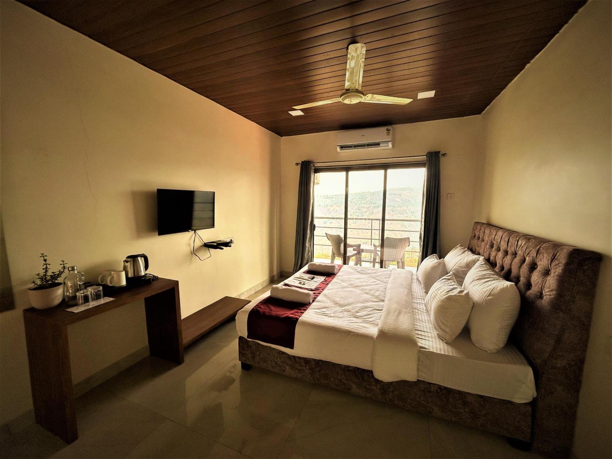 Trattino Resorts Panchgani Esterno foto