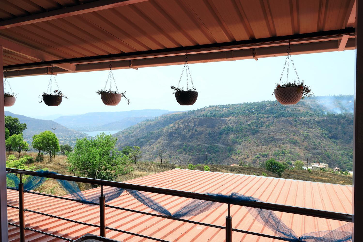 Trattino Resorts Panchgani Esterno foto